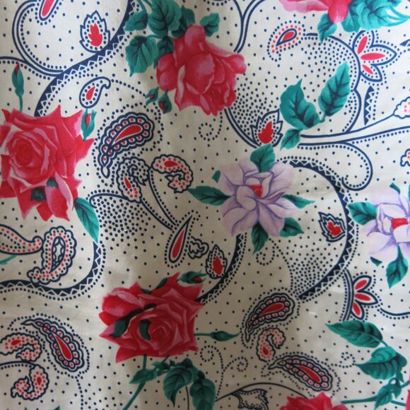 Vintage Delicates Women's Floral Lace Satin Robe With Belt One Size Fits All - Picture 9 of 12